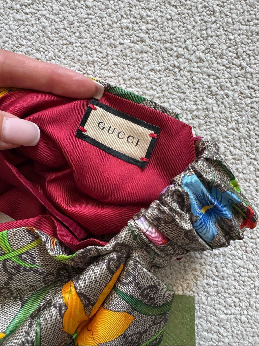 Gucci flora GG supreme pattern headband. - Picture 8 of 9
